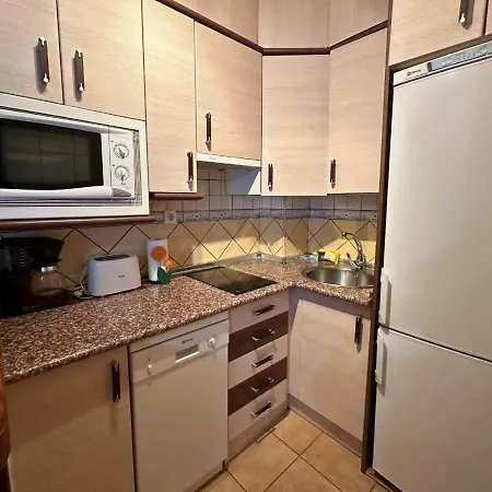 Bungalo En La Mata En Urbanizacion Con Piscina *